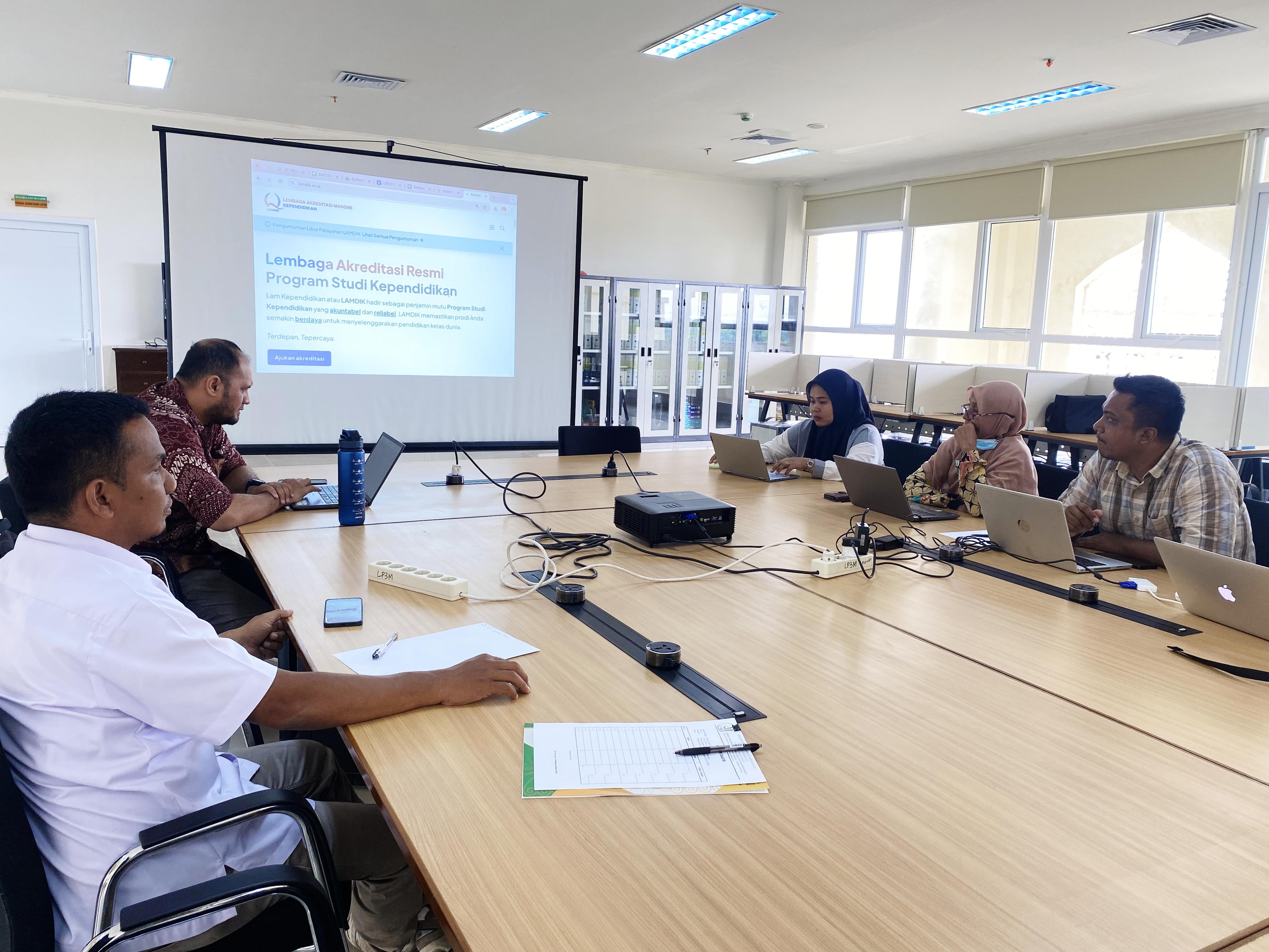 Prodi Pendidikan Vokasional Teknik Mesin Jalani Review Akreditasi oleh LP3M